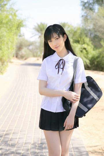 杨超越墨雨云间下线镜头
